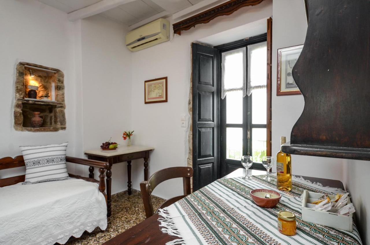 Venetiko Apartments Naxos City Extérieur photo